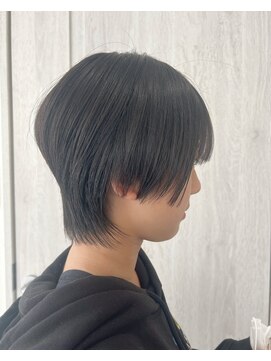 ログ(LOG) ウルフカット