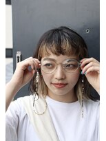 ロアナ 六本木(LOANA ROPPONGI)&nbsp;メガネとオレンジメイク　【浮嶋優也】