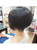 刈り上げショートボブ