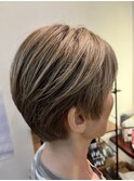 グレージュ大人ショート