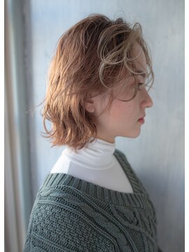 ヘアーアンドネイル フィフティーン ラブ 仙台泉大沢店(Hair&Nail Fifteen Love) ヘーゼルベージュの外ハネボブ/センターパート/ニュアンスパーマ