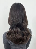 アイティーバイアルバム 北千住店(IT by ALBUM)&nbsp;ウェーブパーマグレーベージュレイヤーロング_ba502511