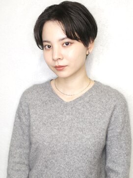 バース(BIRTH) 黒髪ハンサムショート　2