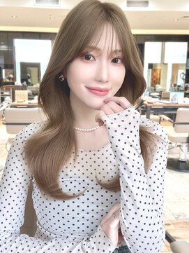 アフロート ルヴア(AFLOAT RUVUA) AFLOAT RUVUA【伊藤 潤】レイヤーカット/前髪カット/くびれヘア