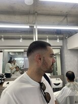 クロムトウキョウ ザ バーバー ネオン 新宿店(CHROM TOKYO the Barber ne/on)&nbsp;バスカット×ミドルフェード