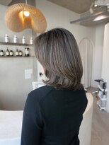ロエ(loe)&nbsp;大人のしっとり重めのレイヤーボブ
