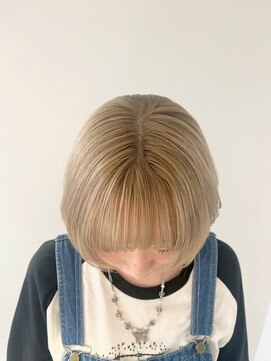 ロマリア 渋谷 渋谷宮益坂(Lomalia) イメチェン/ダブルカラー/ベージュ/クールショート/前髪/渋谷駅