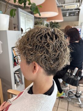 エムプラス センター北(M.plus) ハイトーン×波巻きパーマ×スパイラルパーマ