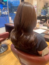 せっかく染めるなら、長く楽しみたい！色持ちまで考えた、丁寧なカラー施術をご提供します！