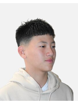 ワンワンオー バーバーショップ 博多店(@110 BARBER SHOP) ビジネス/フェード/濡れパン/バーバー/美容室/理容室/博多/眉毛