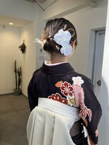 キッカ(kicca) 【kicca】卒業式ヘア/タイトシニヨン/アップスタイル/袴ヘア