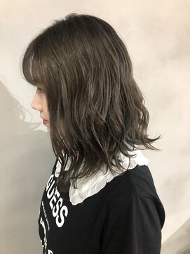 カリス(CHARIS) グレージュ×モスグリーン【CHARIS】