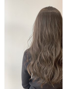 ジーナ 博多(Zina) ミルクベージュカラー