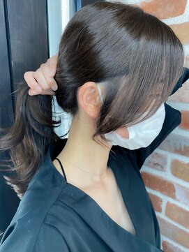 エニー 栄(Any) 小顔に見える、韓国風おくれ毛