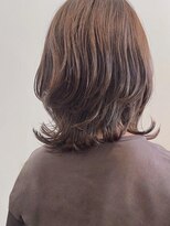 トップヘアー ガーデンヴィラ 安城(Garden Villa)&nbsp;フェミニン外ハネスタイル/ニュアンスカラー/グレーベージュ