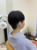 キサ ファータ 恵比寿(kisa fata) 20代30代40代黒髪刈り上げショート メンズライク ぱっつん前髪