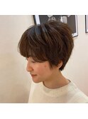 30代40代50代アッシュ系カラー小顔マニッシュハンサムショート