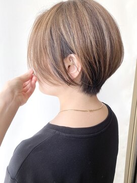 モリオフロムロンドン 原宿本店(morio from London) 【morio原宿】ハイライト　コントラストカラー　ショート