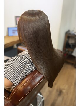 スローネ(THRONE) 艶カラー／髪質改善／新宿／20代30代40代