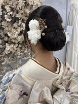 フォトリンクキポ 日本橋(Photo link ki.po)&nbsp;上品な低めシニヨン♪