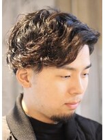 キングスマントーキョー カットクラブ 中野(KINGSMAN TOKYO CUTCLUB)&nbsp;ニュアンスパーマ/ツイストスパイラル/フェード[中野/MEN'S]