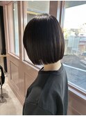 ぱつっとボブ