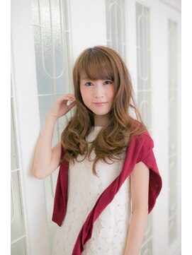 ヘアアンドネイル シーソー(Hair&Nail Seesaw) 大人の女性にも人気　秋色キャラメルベージュ