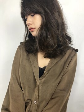 ラグゼ(Luxe) ☆おしゃれなフェミニンウェーブ☆【Luxe高橋あや】