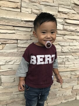 リバー(RIVER) カジュアルショート　キッズカット