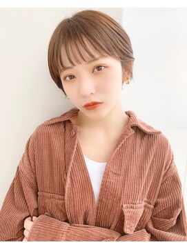 リタ(Lita) ☆丸みショート　オレンジブラウン　小顔