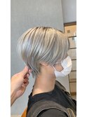 crenierで作るホワイトブロンドのハンサムショート●