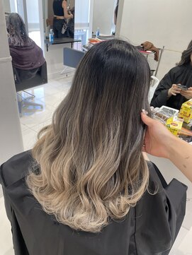 アライブ ハラジュク(ALIVE harajuku) 【ALIVE yu-ki バレイヤージュ】