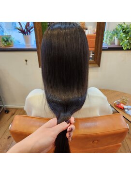 エルムトウキョウ(ELM Tokyo) 髪質改善トリートメントでサラサラツヤツヤロング☆