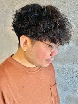 ニアウ 伊勢崎連取店(Niau) 波巻きスパイラルパーマツイストスパイラルパーマシャドウパーマ