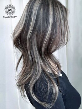 マックスビューティーギンザ(MAXBEAUTY GINZA)　の写真/《カット+イルミナカラー¥8900～》トリートメント効果抜群の〔うる艶カラー〕で繰り返す度に美髪へ♪