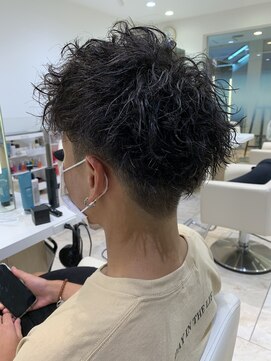 ケンジ 平塚 アネッタ(KENJE annetta) 艶髪ストレート　髪質改善カラー　髪質改善トリートメント