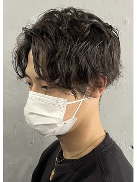 ウェイビー 桜木町店(WAVY) 【WAVY】パーマ×センターパート