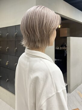 ヘアー アイス ルーチェ(HAIR ICI LUCE) ミルクティーベージュ/くすみカラー/レイヤーボブ/上田