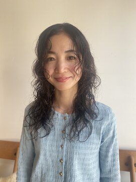 アクビー(AKuBii) クセを活かせるウェーブパーマ