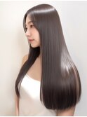 自然なツヤ感◎柔らかストレート矯正♪