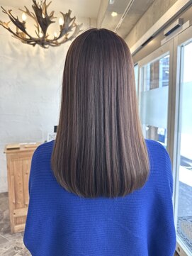 ルソレイユ(Le Soleil) 洗練されたミディアムヘア