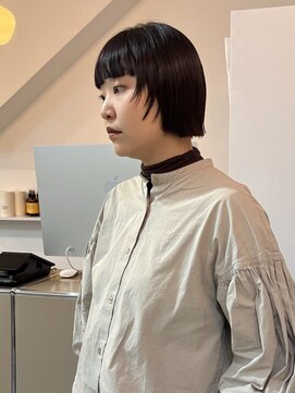 モーメント(a moment) 切りっぱレイヤーボブ