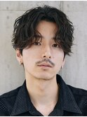 心斎橋フェザーパーマ毛流れセンターパートカルマパーマ強め40代
