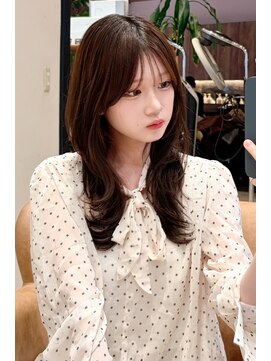 グランド(GRAND) ミディアムレイヤー顔周りレイヤーハッシュカット韓国ヘア