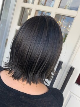 ヘアアンドメイクグラチア(HAIR and MAKE GRATIAE) 【7トーン】暗髪外ハネボブ☆