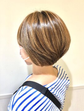 リスタバイネオリーブ 浅草(Re:sta by neolive) 重めショート　Re:sta by neolive