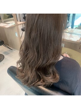 フェリア 緑地公園(FERIA) 柔らか透け感アッシュベージュ♪