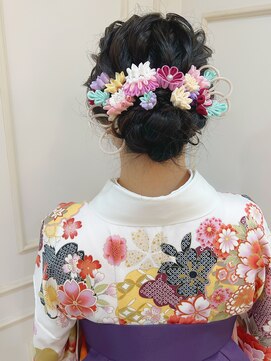 クロップ エス 湘南辻堂(crop es) 【crop es辻堂　藤田】黒髪でも♪華やかシニヨンアレンジ