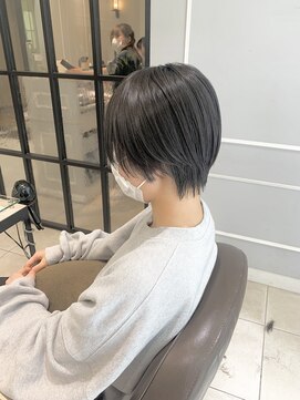 ネオリーブギンザ 銀座店(Neolive GINZA) 直毛さんでもふんわりショート ☆ オイルで簡単スタイリング