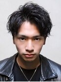 ツイストスパイラル波打ちスパイラルセンターパート刈り上げ束感